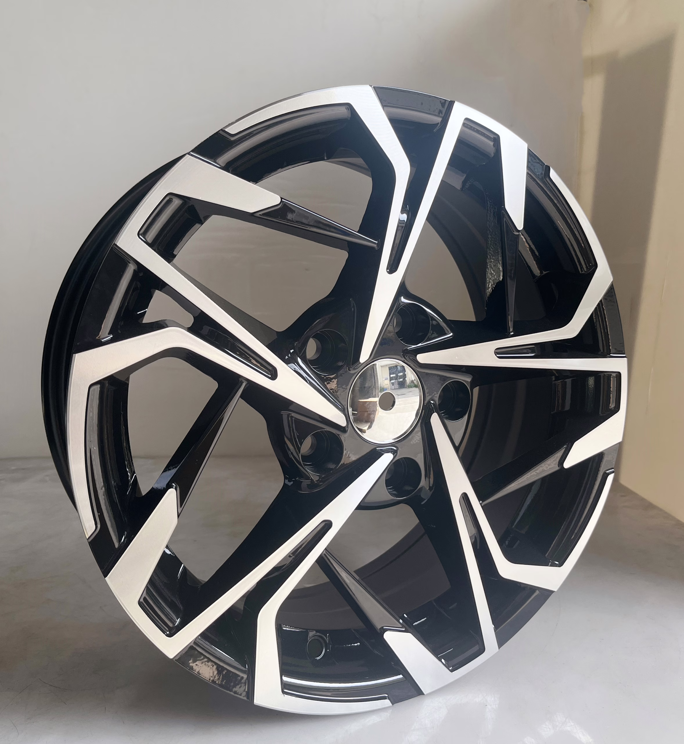 Car wheels 15 16 17 inch PCD 5X100-114.3 offect 35 CB 54.1-73.1, XZX1087-1560-3