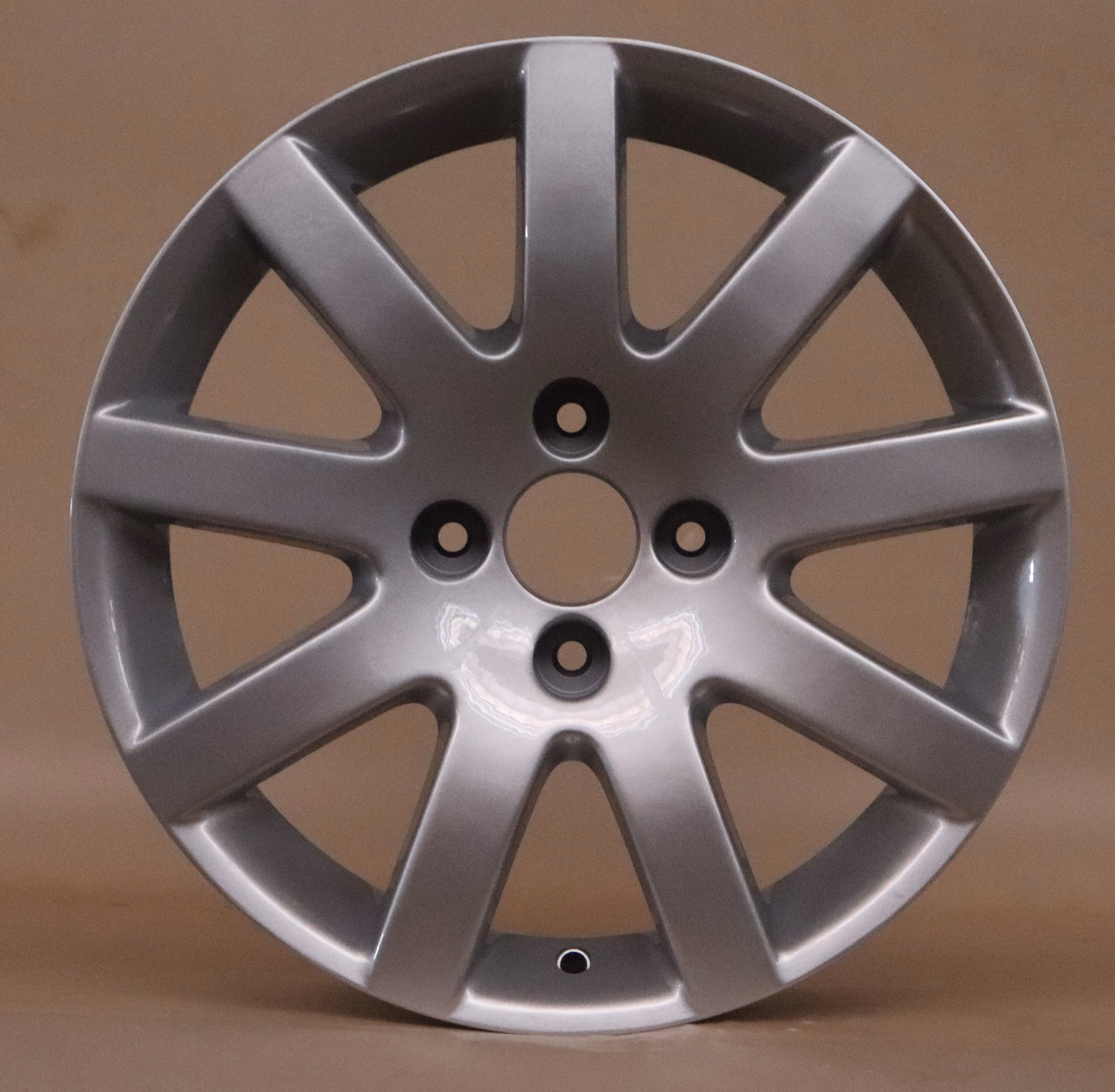 16x5.5 inch Peugeot car wheels CB 65.1 ET 31, XG1933A-1665-3