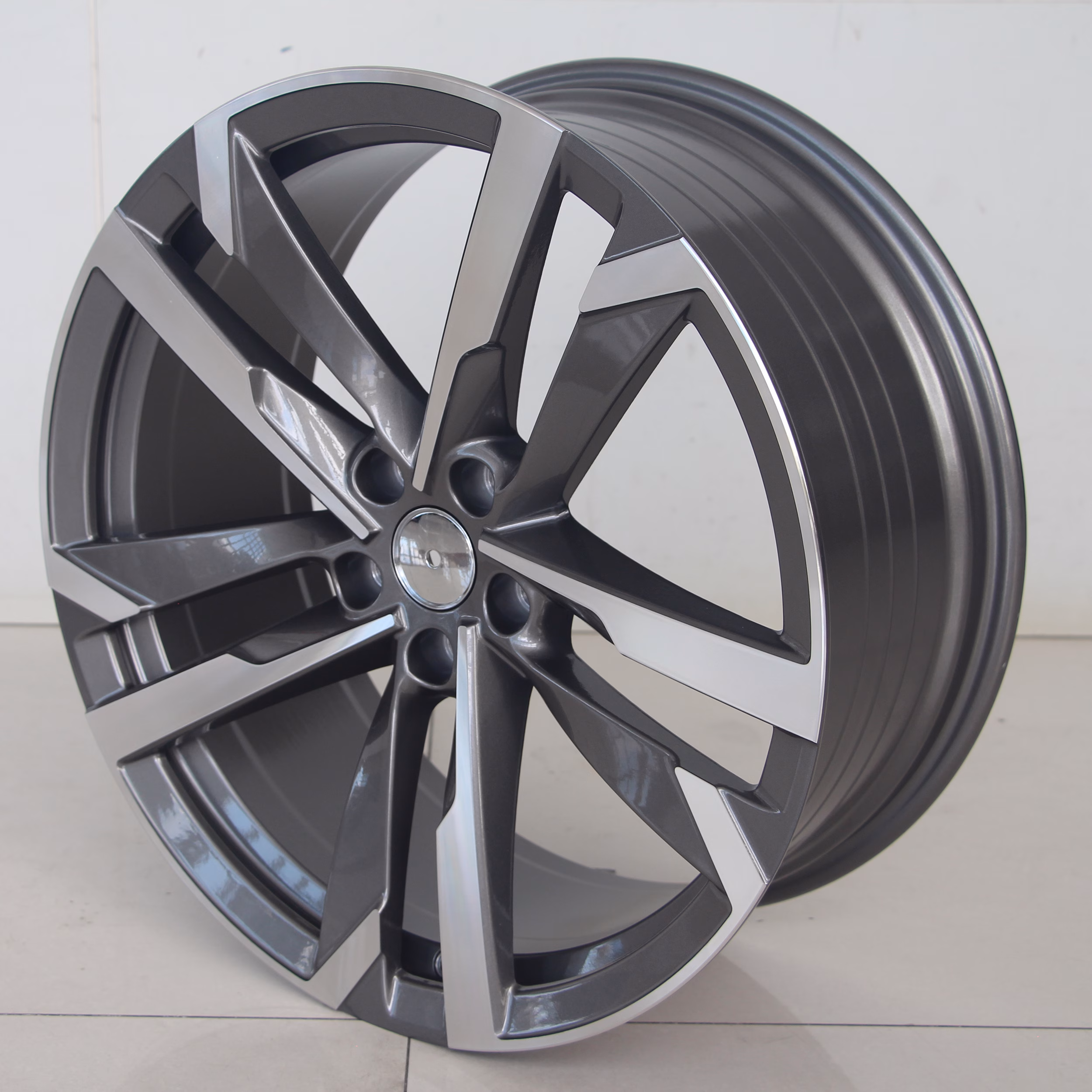 VW gunmetal grey wheels 18 / 19 /20 inch CB 57.1 , XN5129-1880-1